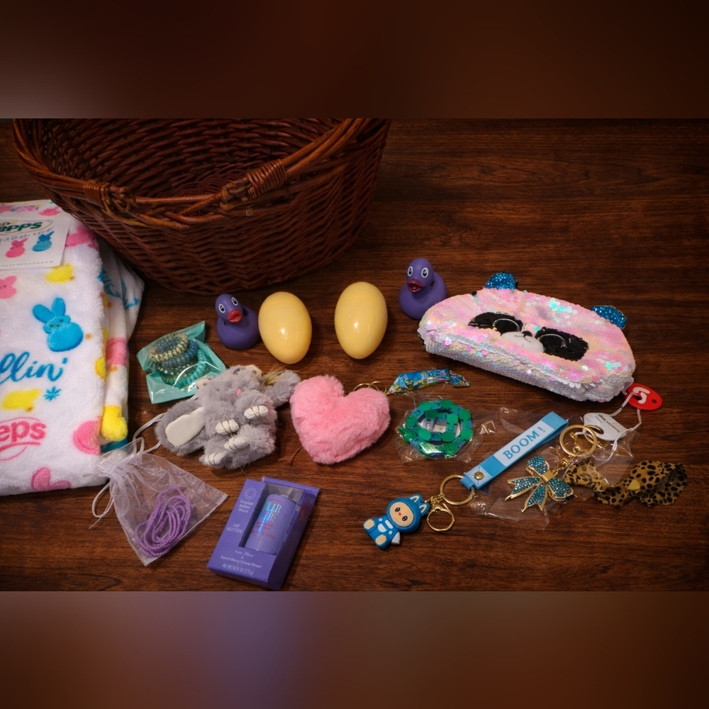 Peeps Large Easter Bundle/Basket - Girls - Picture 3 of 6